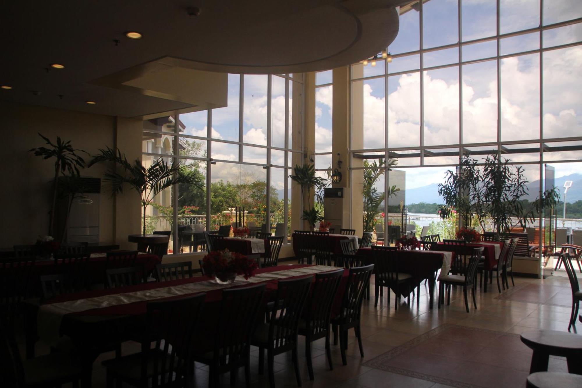 Hotel Palacio Puerto Princesa Eksteriør billede
