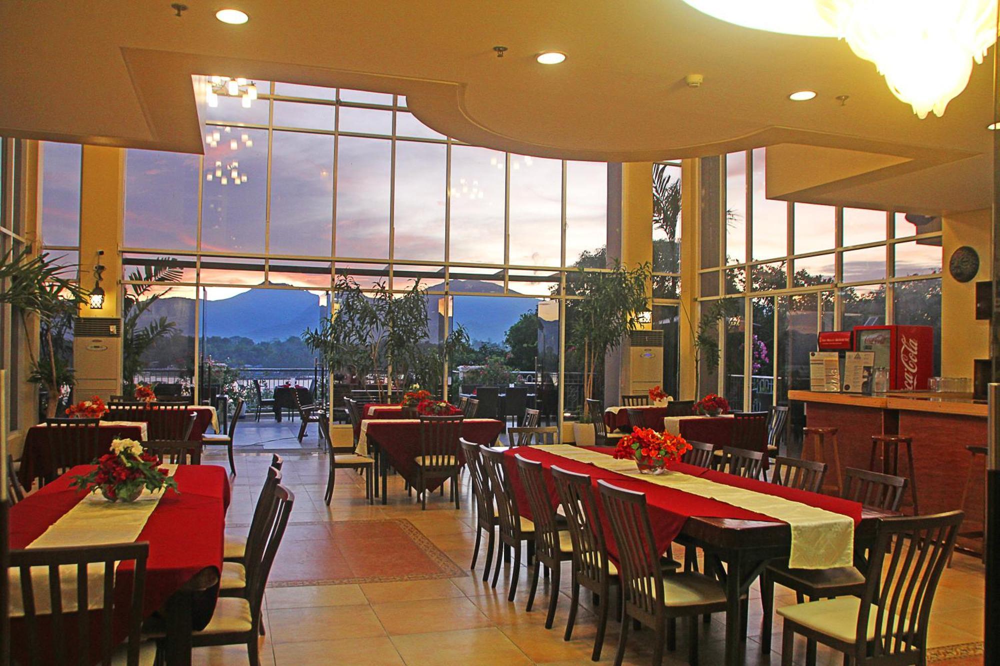 Hotel Palacio Puerto Princesa Eksteriør billede